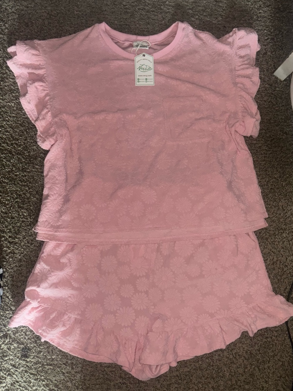 Very J Pink Floral Short Sleeve top with matching shorts new